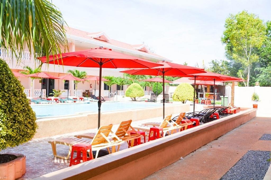Alona Studios Apartment Hotel Panglao Island Exterior photo