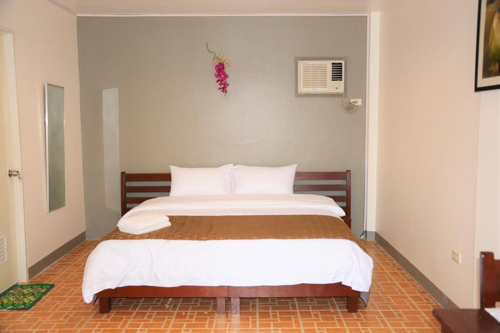 Alona Studios Apartment Hotel Panglao Island Exterior photo